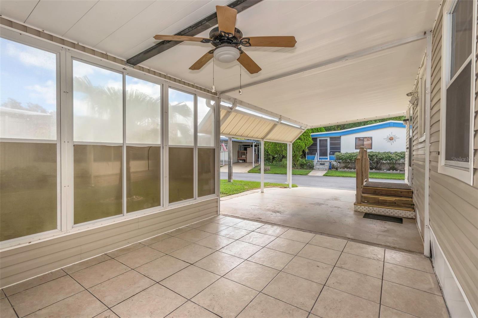 W7879832 Property Photo