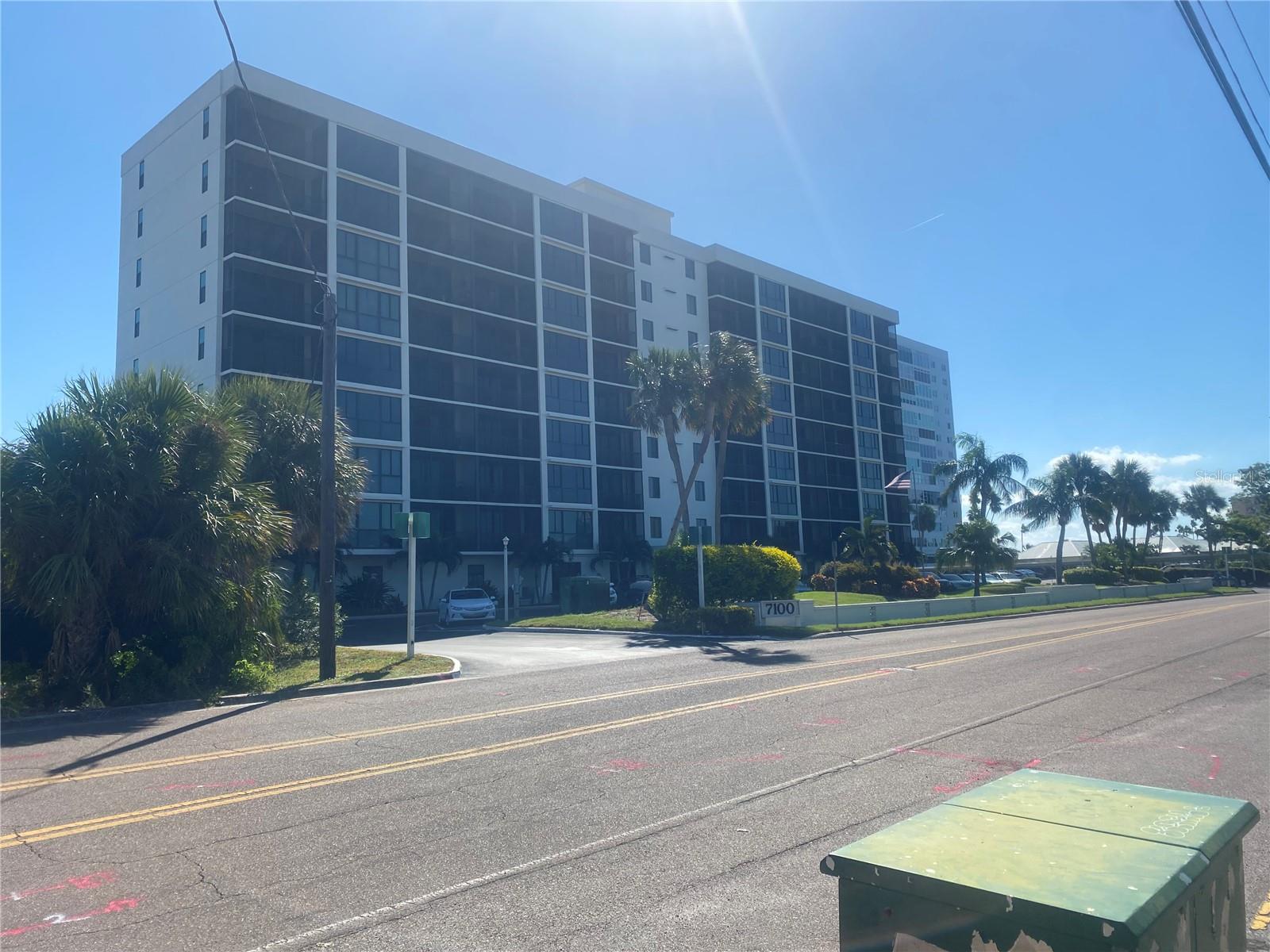 North Western Exposure