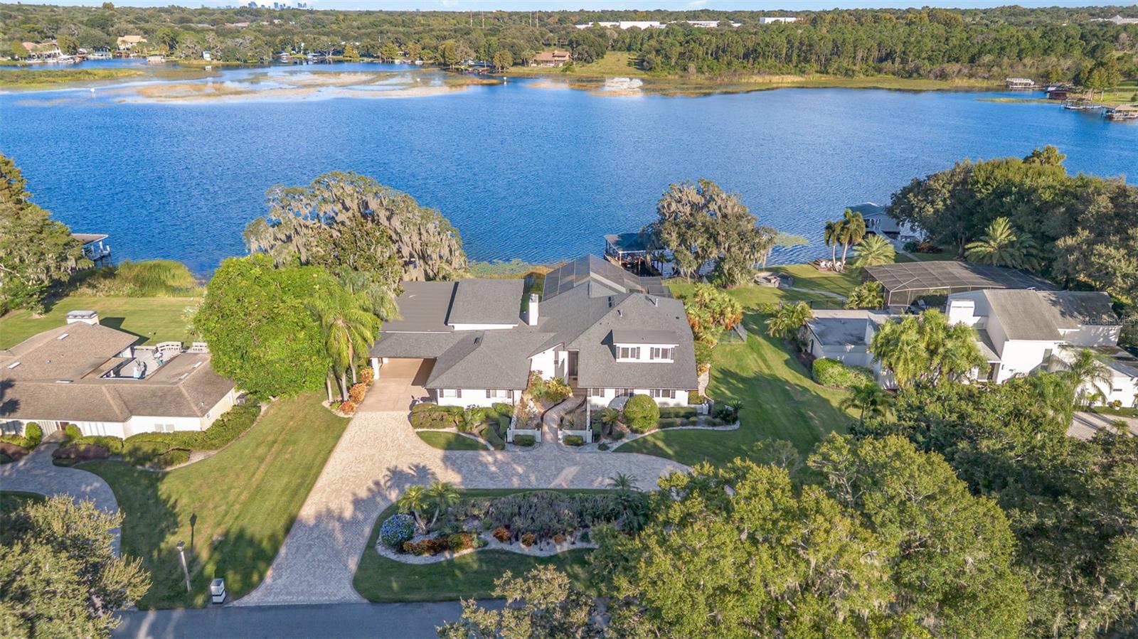 O6351950 Property Photo