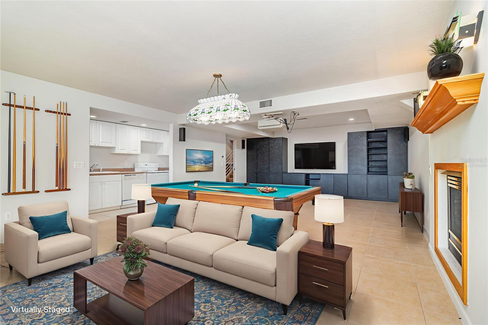 O6351950 Property Photo