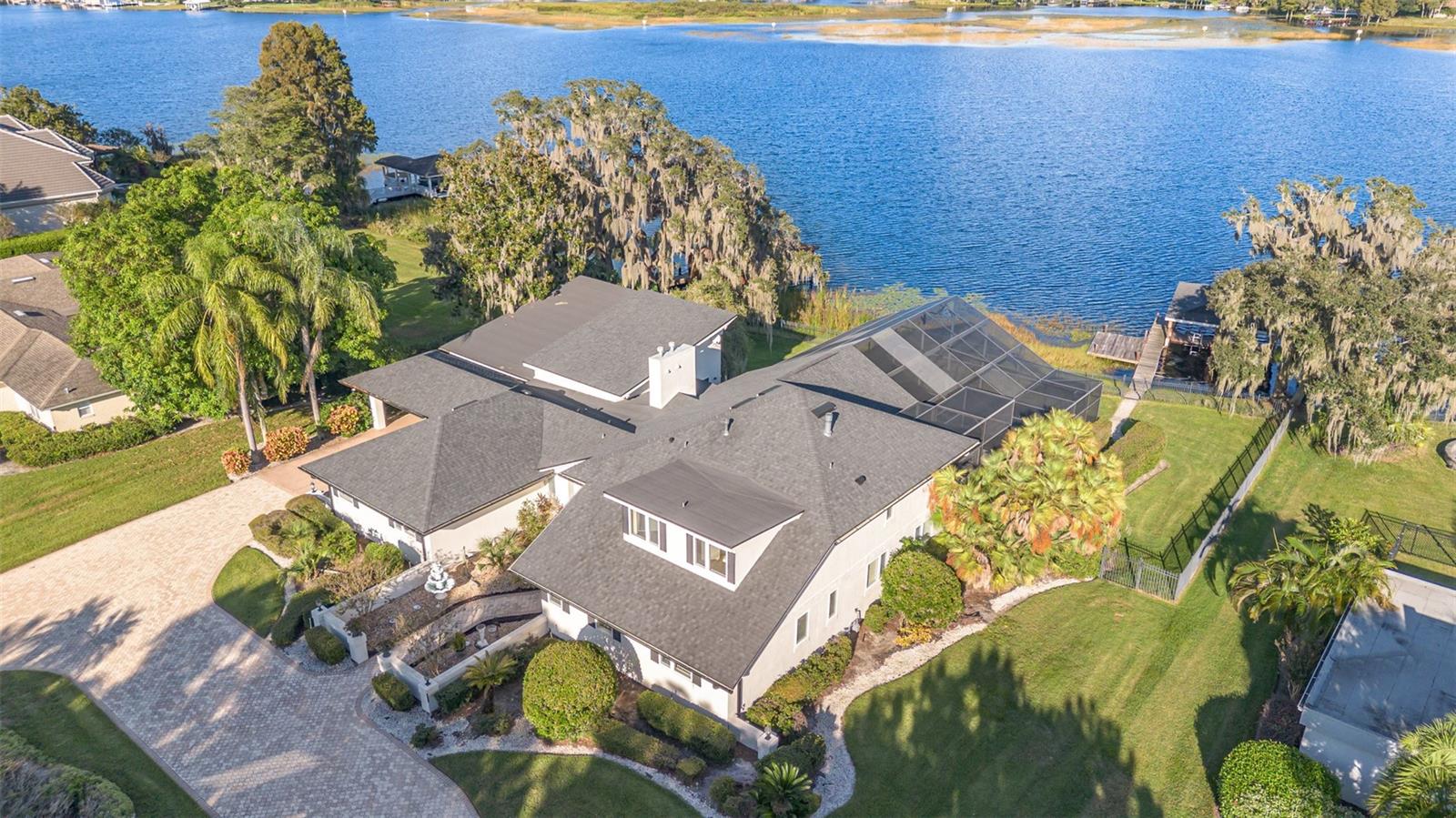 O6351950 Property Photo