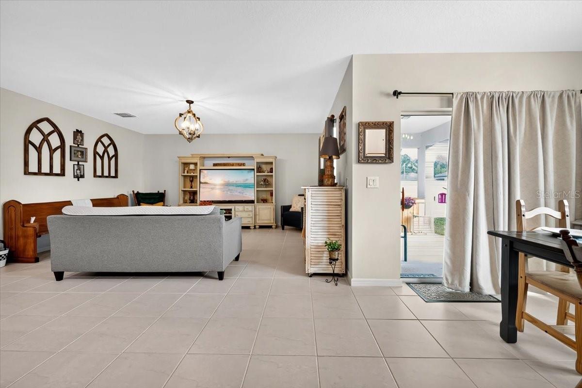 5461 KEATON SPRINGS DR, LAKELAND, FL, 33811