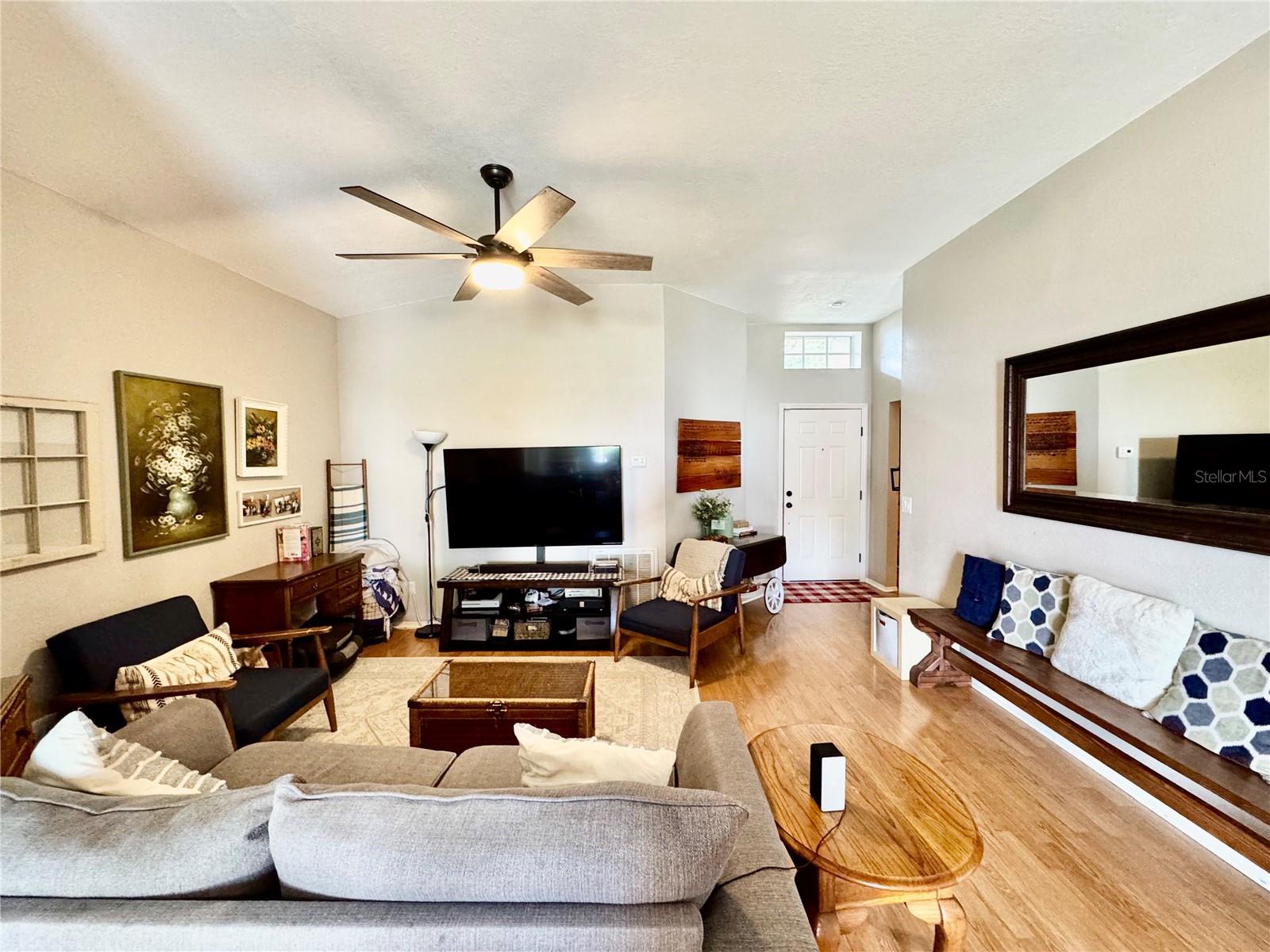 1625 PORTSMOUTH LAKE DR, BRANDON, FL, 33511