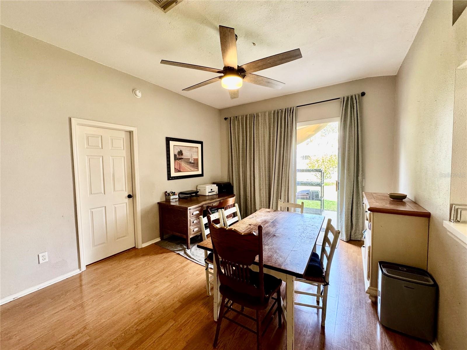 1625 PORTSMOUTH LAKE DR, BRANDON, FL, 33511