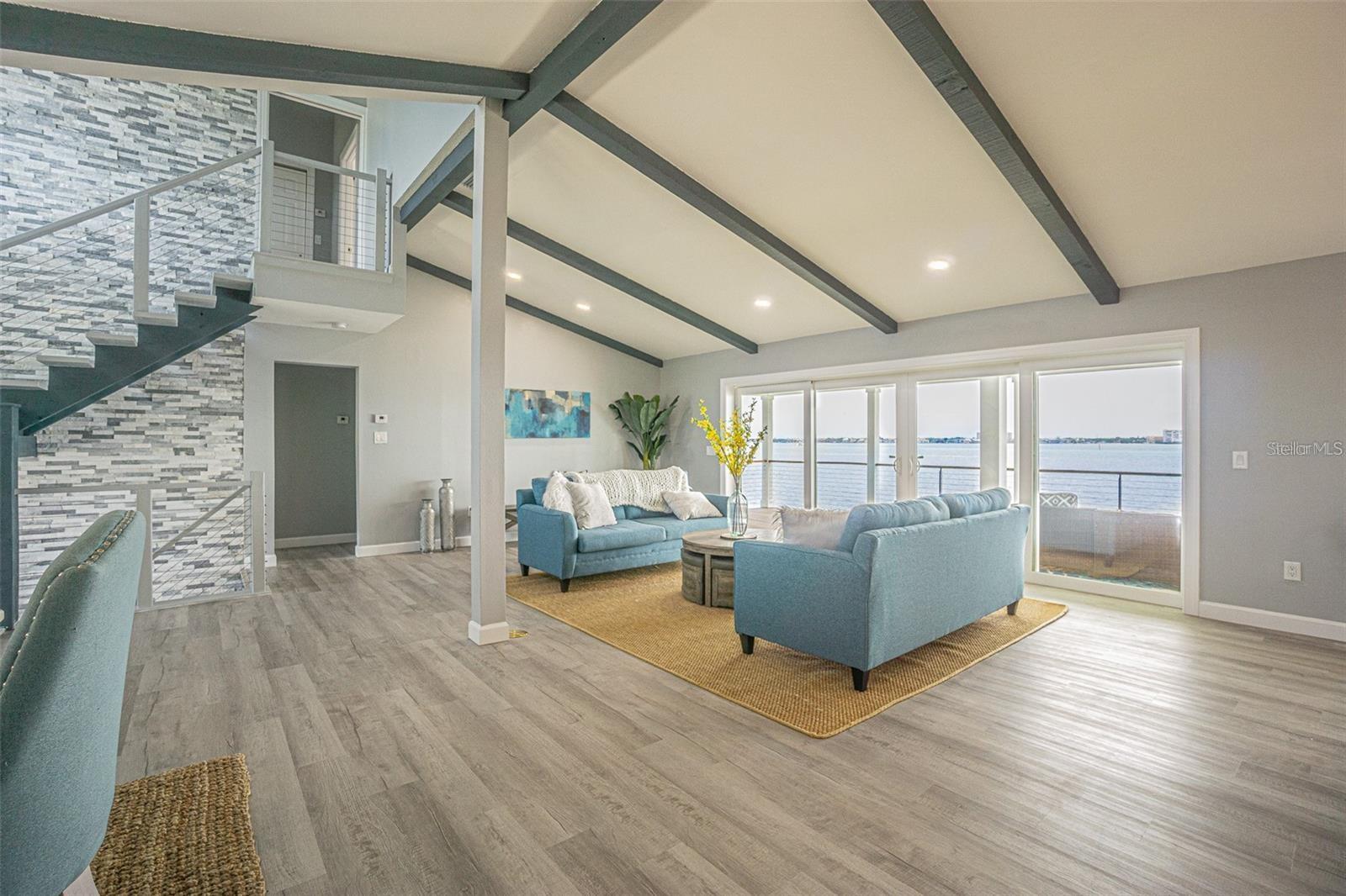 A4668251 Property Photo