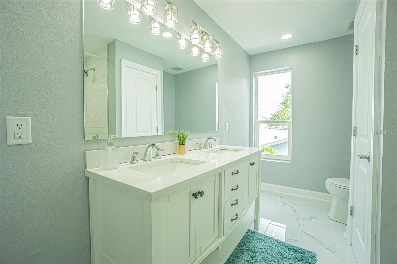 A4668251 Property Photo