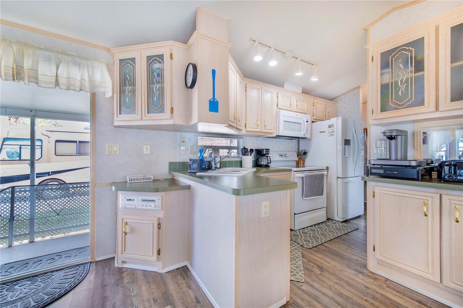 P4936662 Property Photo