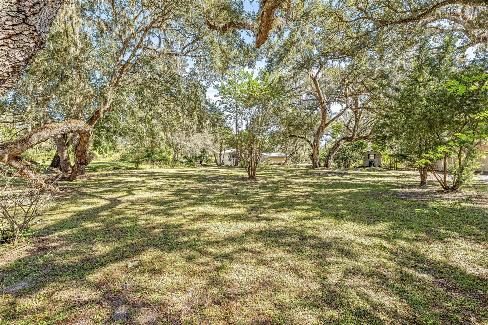 TB8437218 Property Photo