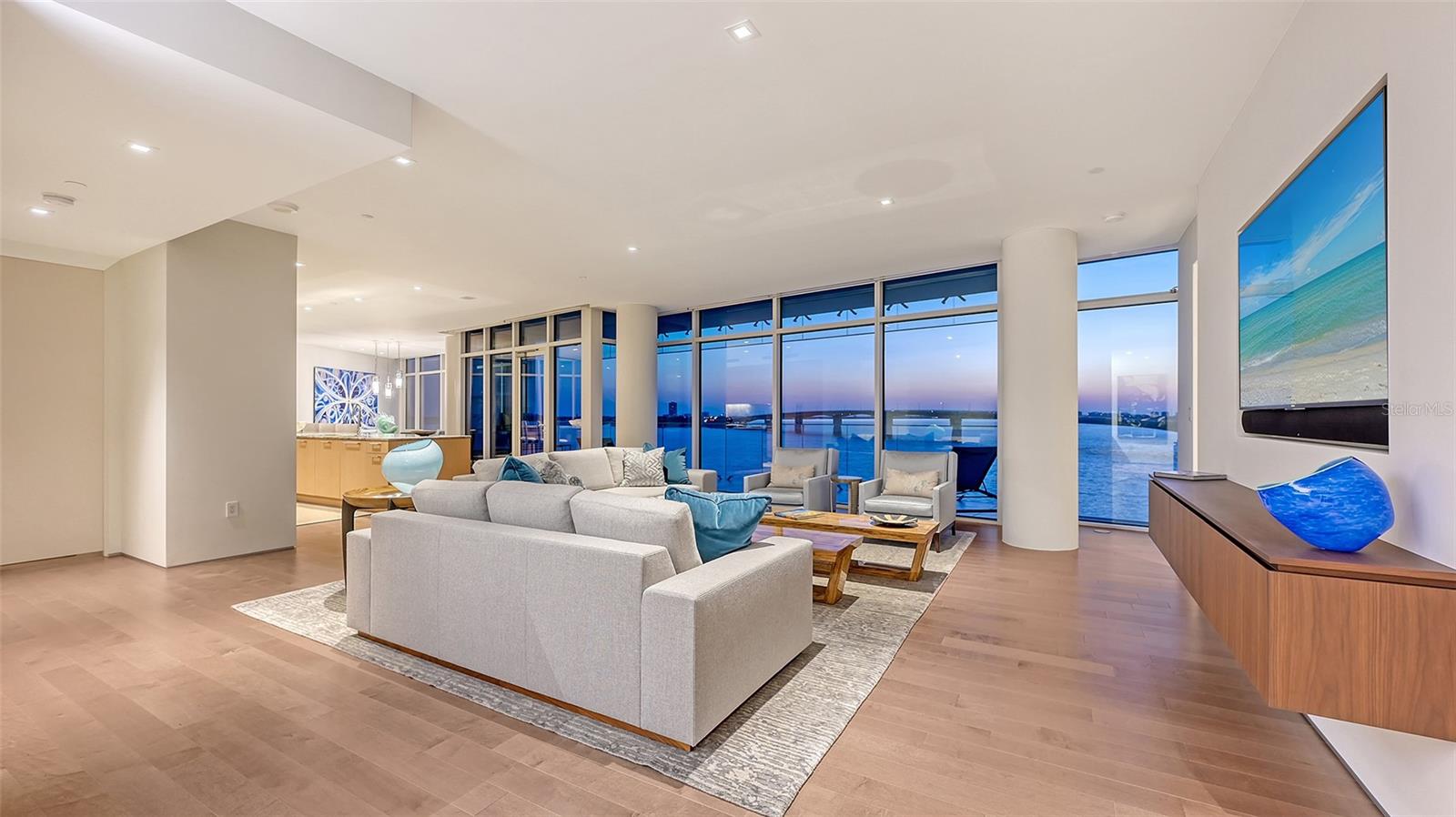 A4668258 Property Photo