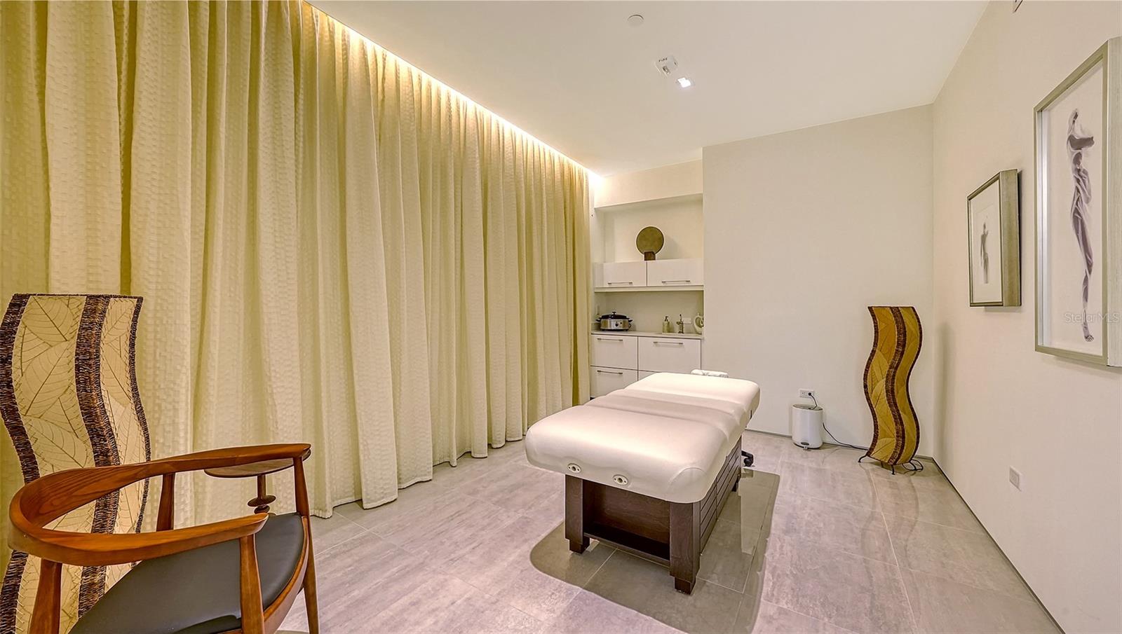 A4668258 Property Photo