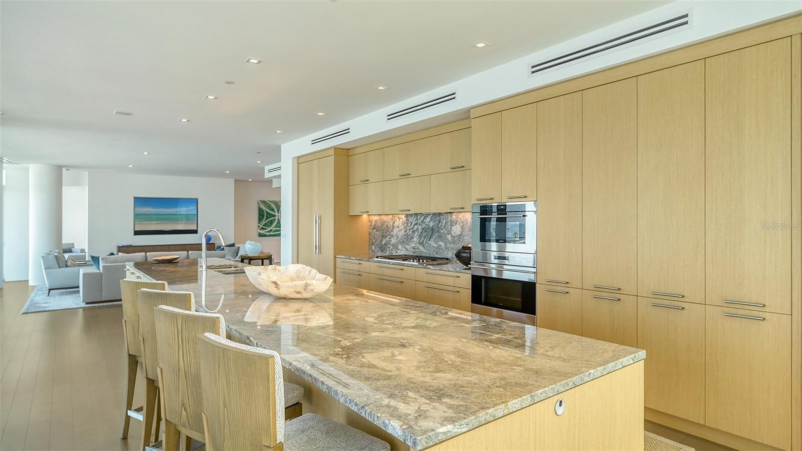 A4668258 Property Photo