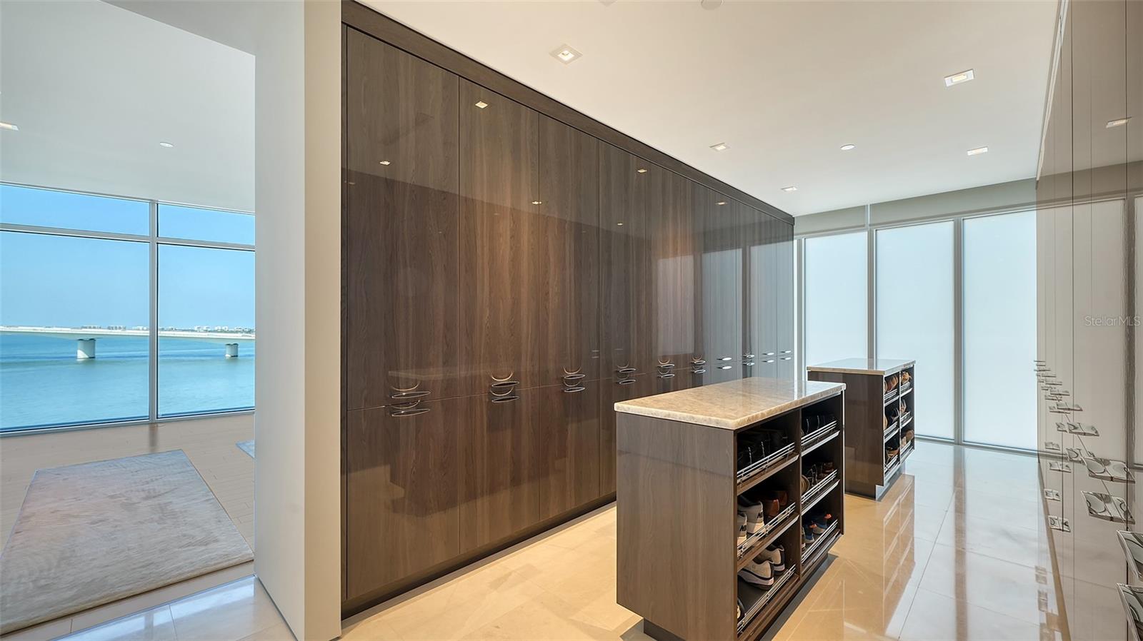 A4668258 Property Photo