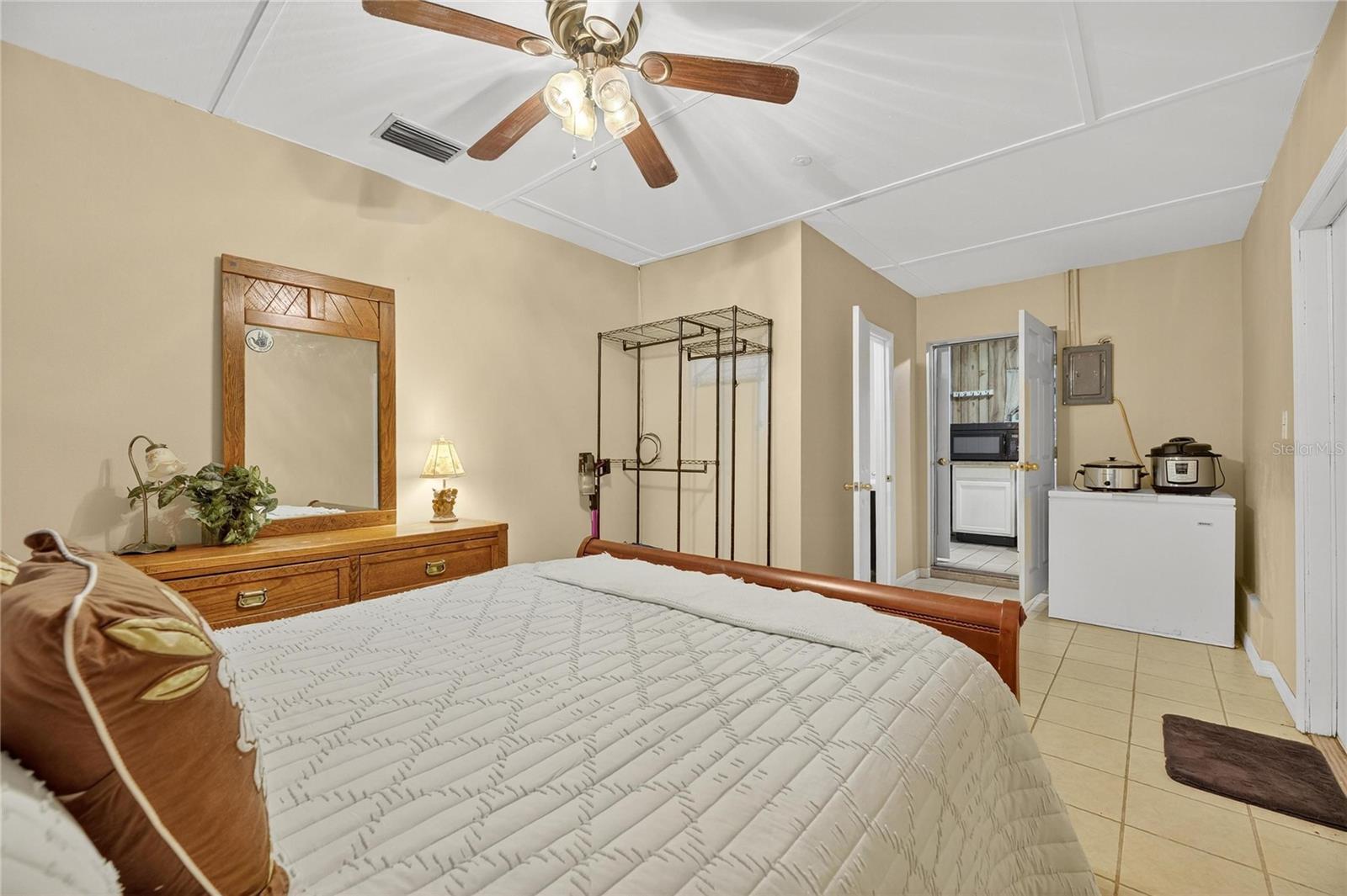 2606 CHARLIE TAYLOR RD, PLANT CITY, FL, 33565