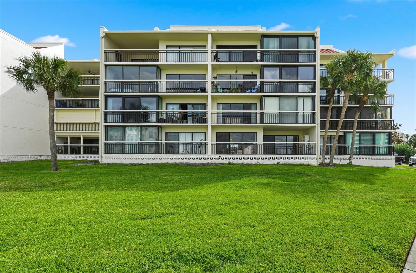 7907 SAILBOAT KEY BLVD S #107, SOUTH PASADENA, FL, 33707