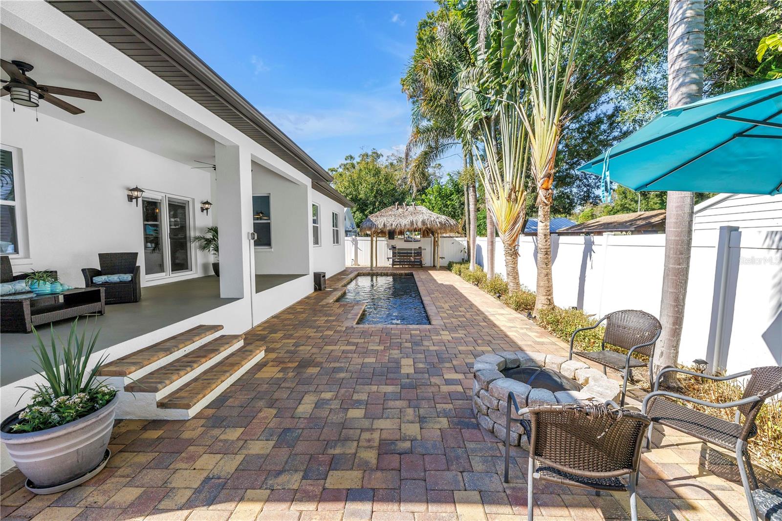 1235 50TH AVE N, ST PETERSBURG, FL, 33703