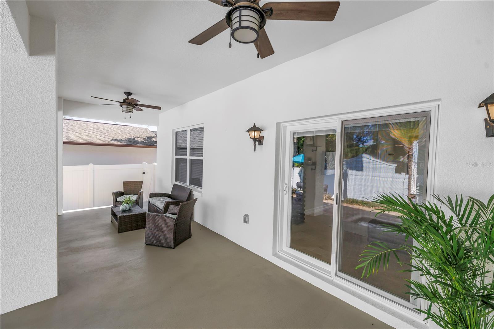 1235 50TH AVE N, ST PETERSBURG, FL, 33703