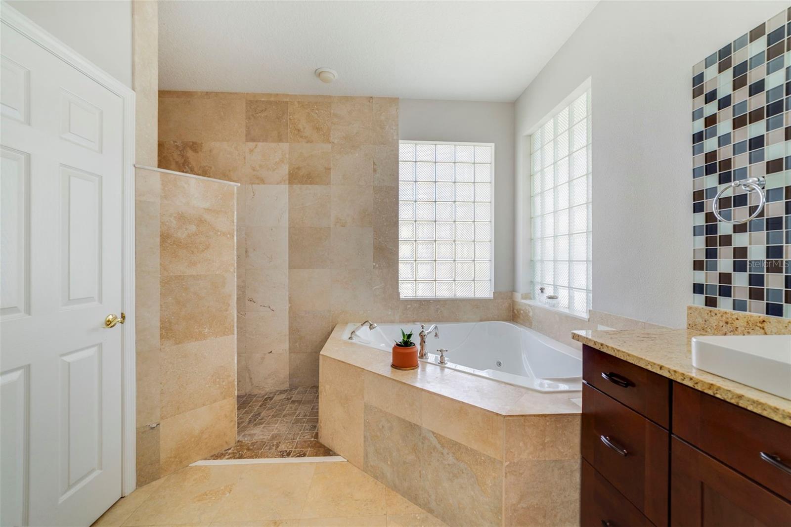 14131 ISLAMORADA DR, ORLANDO, FL, 32837