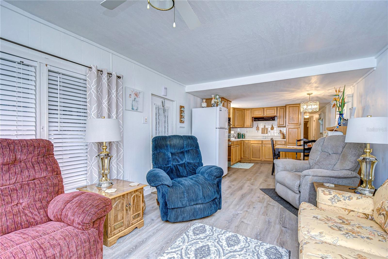 TB8437272 Property Photo