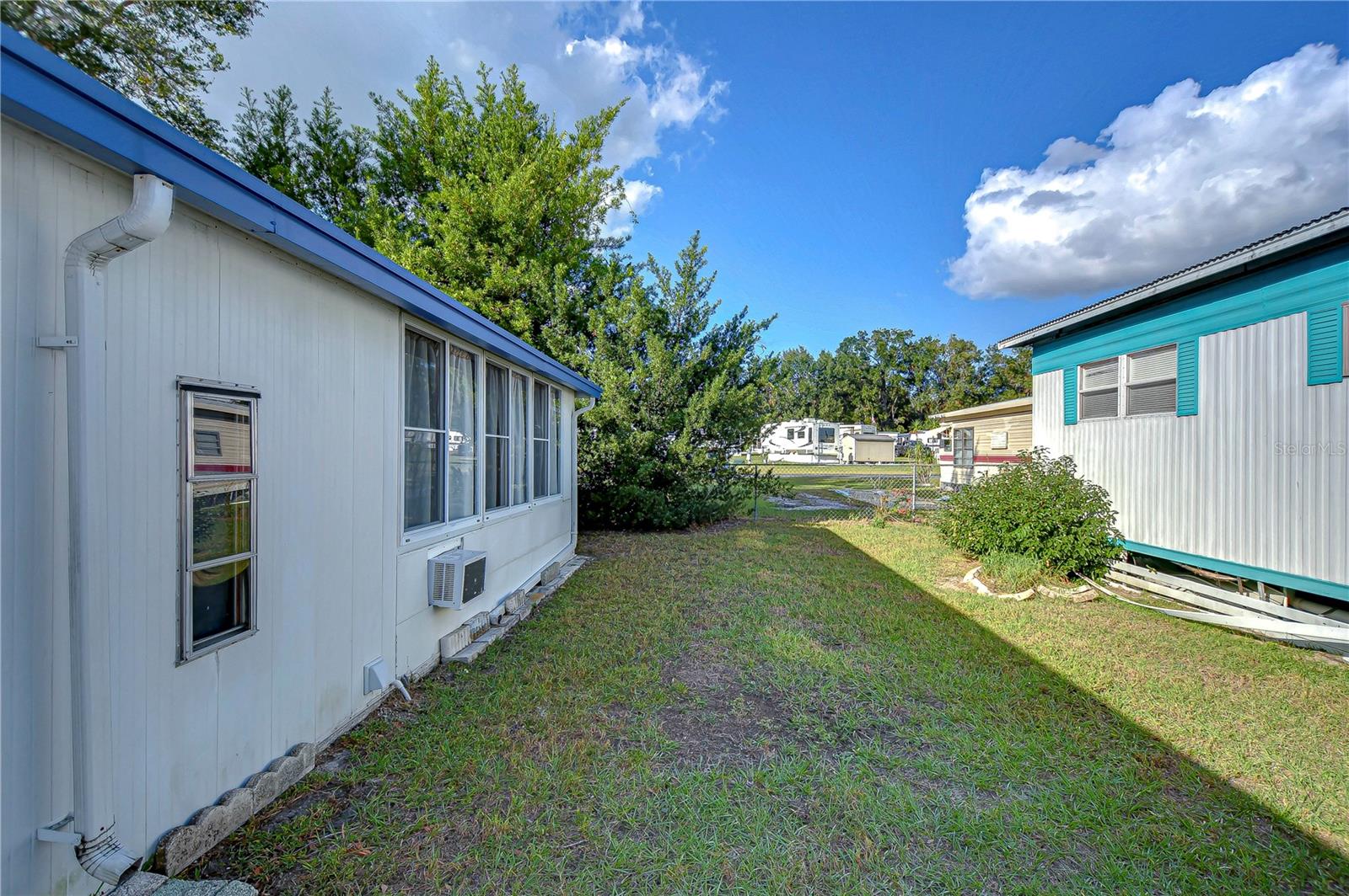 TB8437272 Property Photo