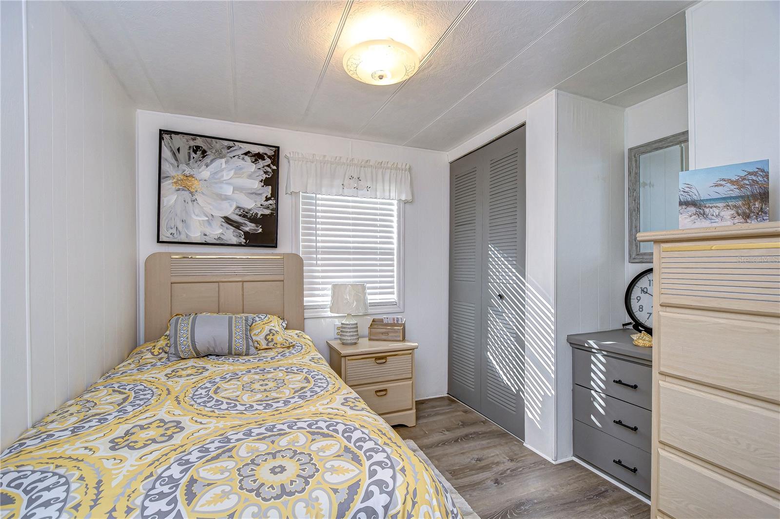 TB8437272 Property Photo