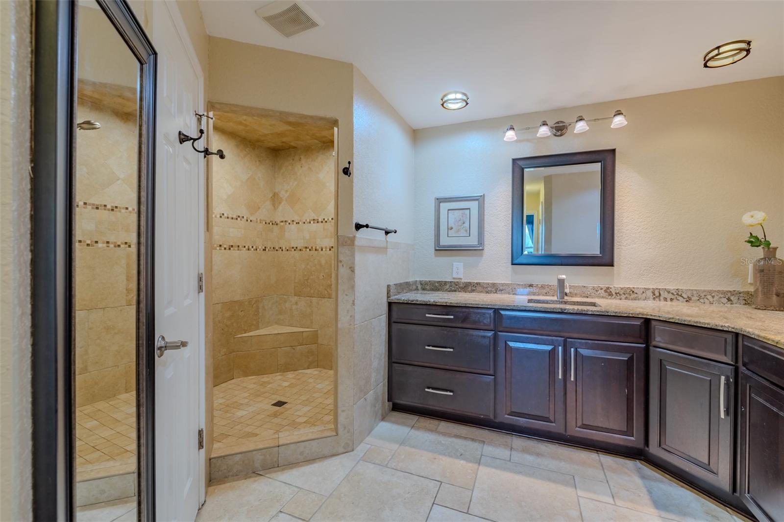 Primary Bedroom Bathroom w/2 closets