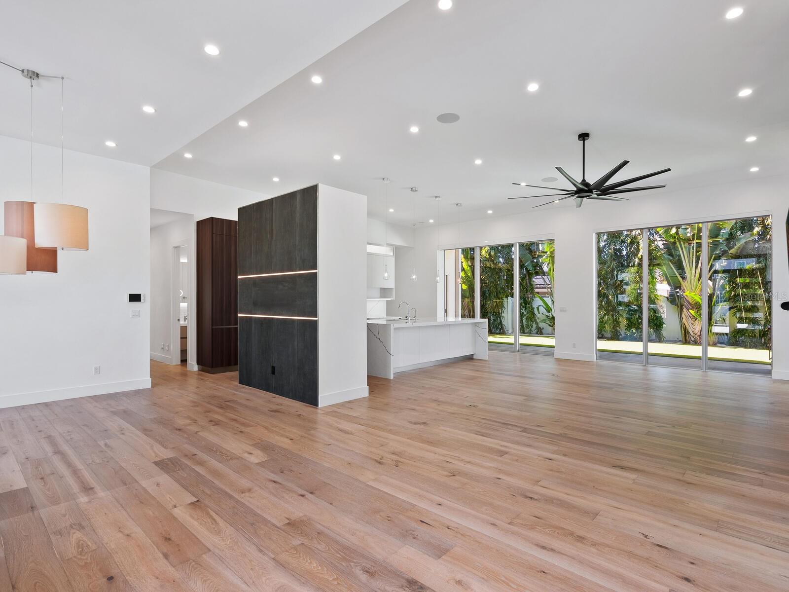 A4668284 Property Photo