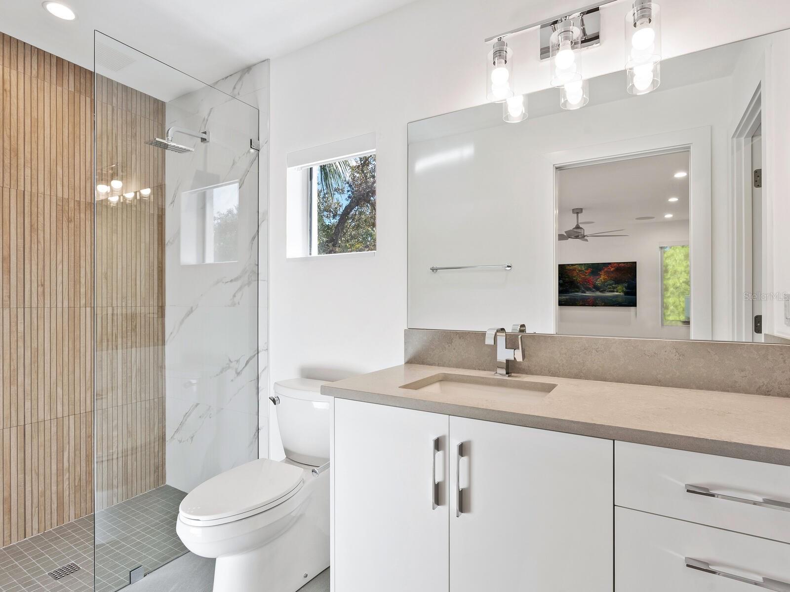 A4668284 Property Photo