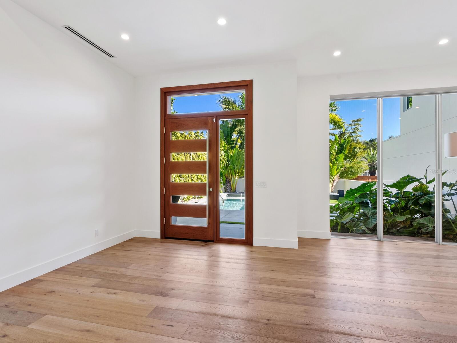 A4668284 Property Photo