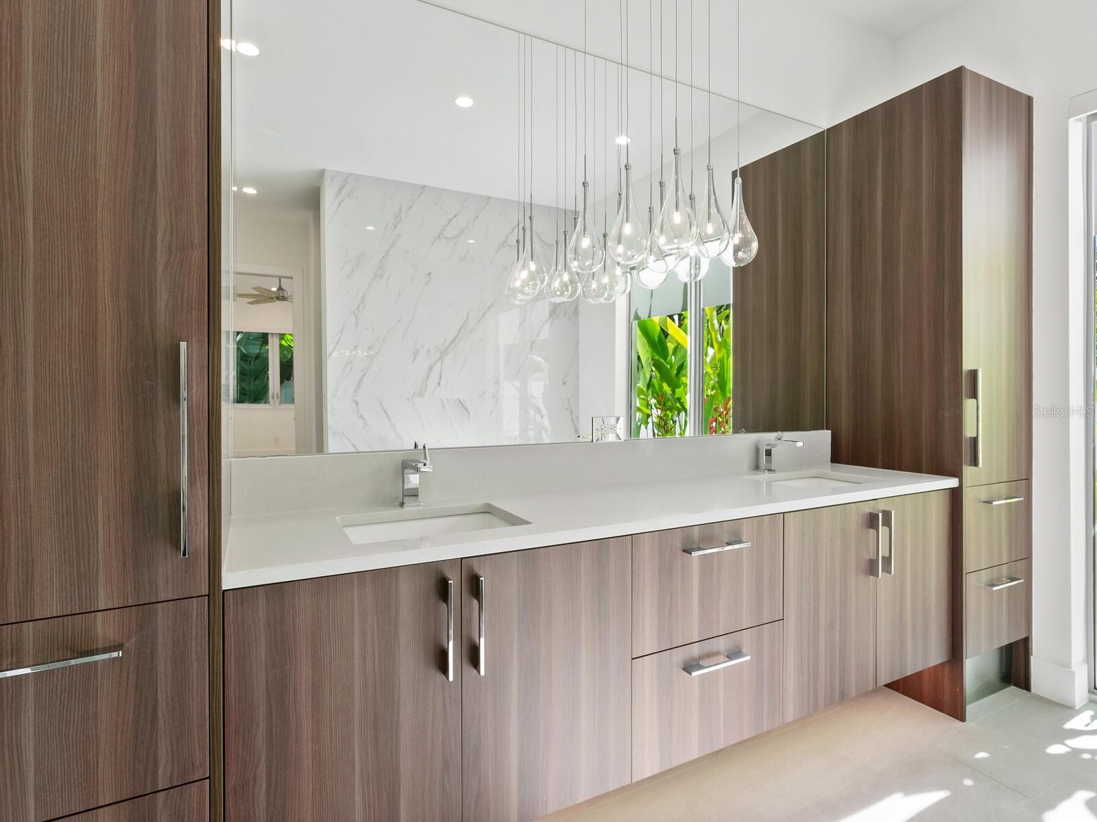 A4668284 Property Photo