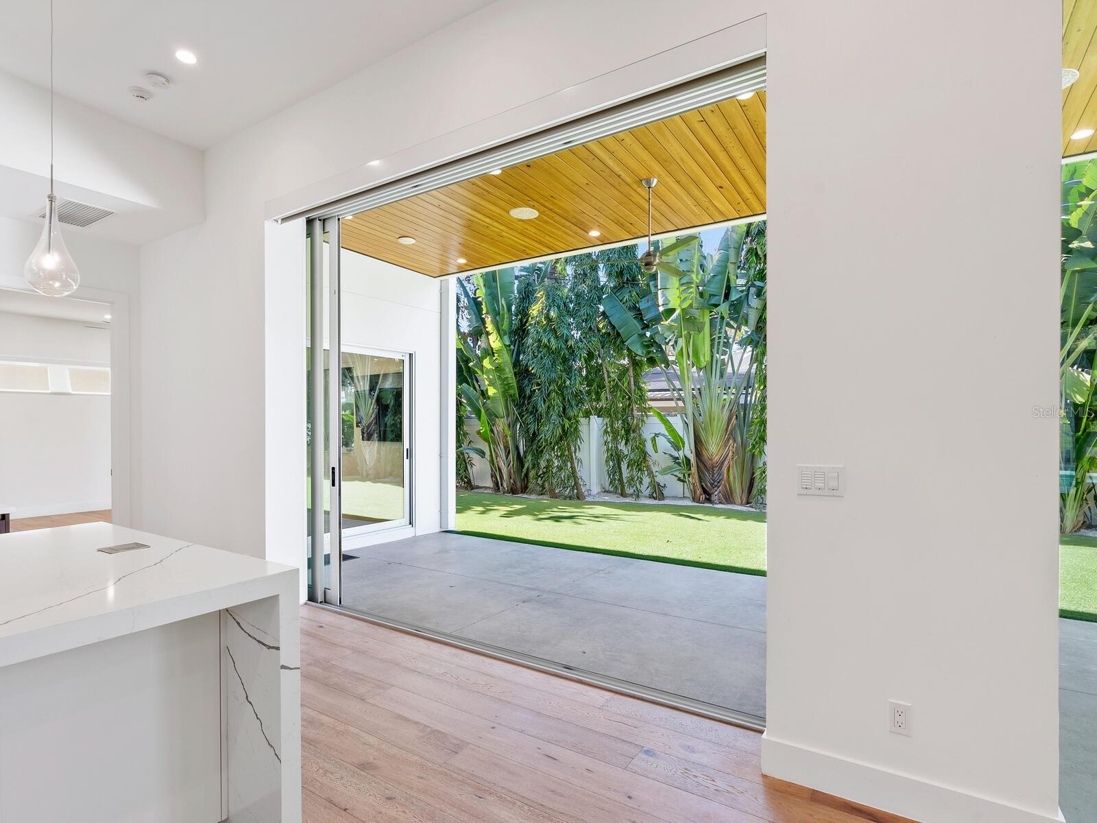 A4668284 Property Photo