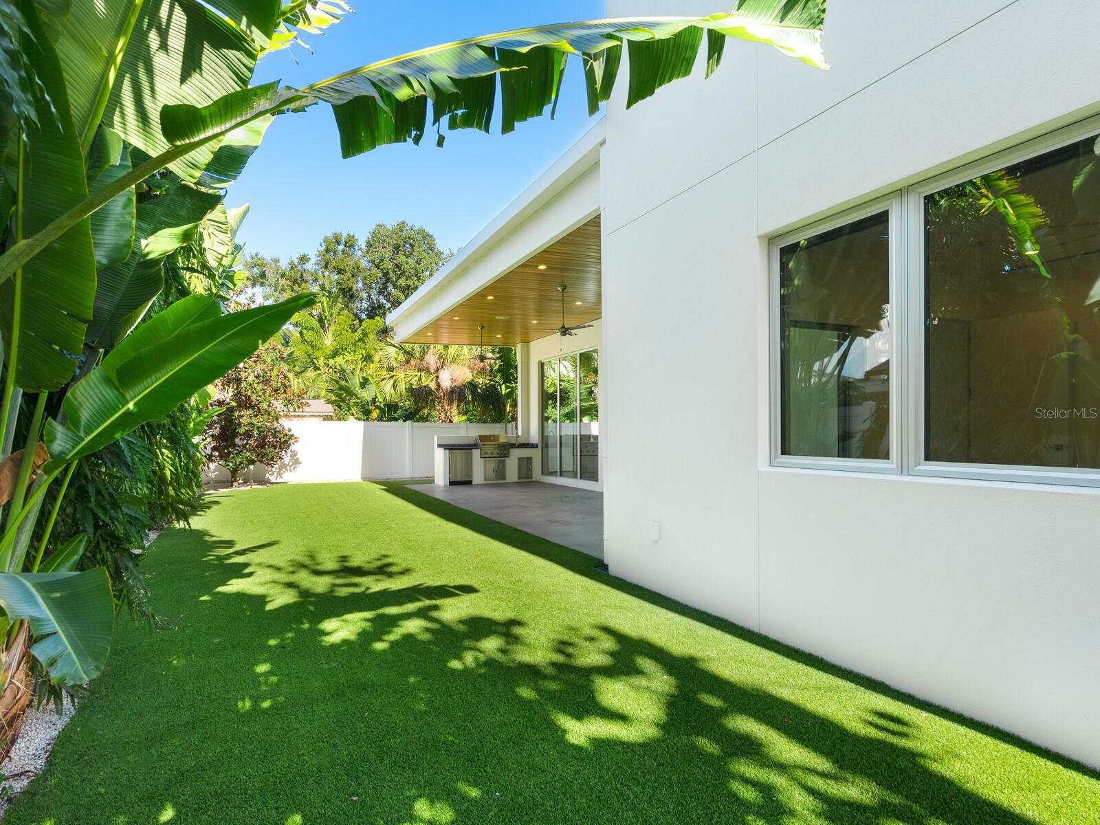 A4668284 Property Photo