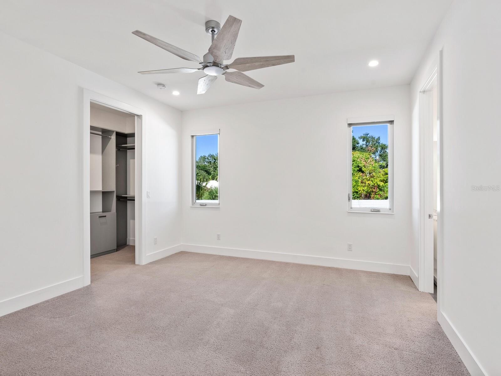 A4668284 Property Photo