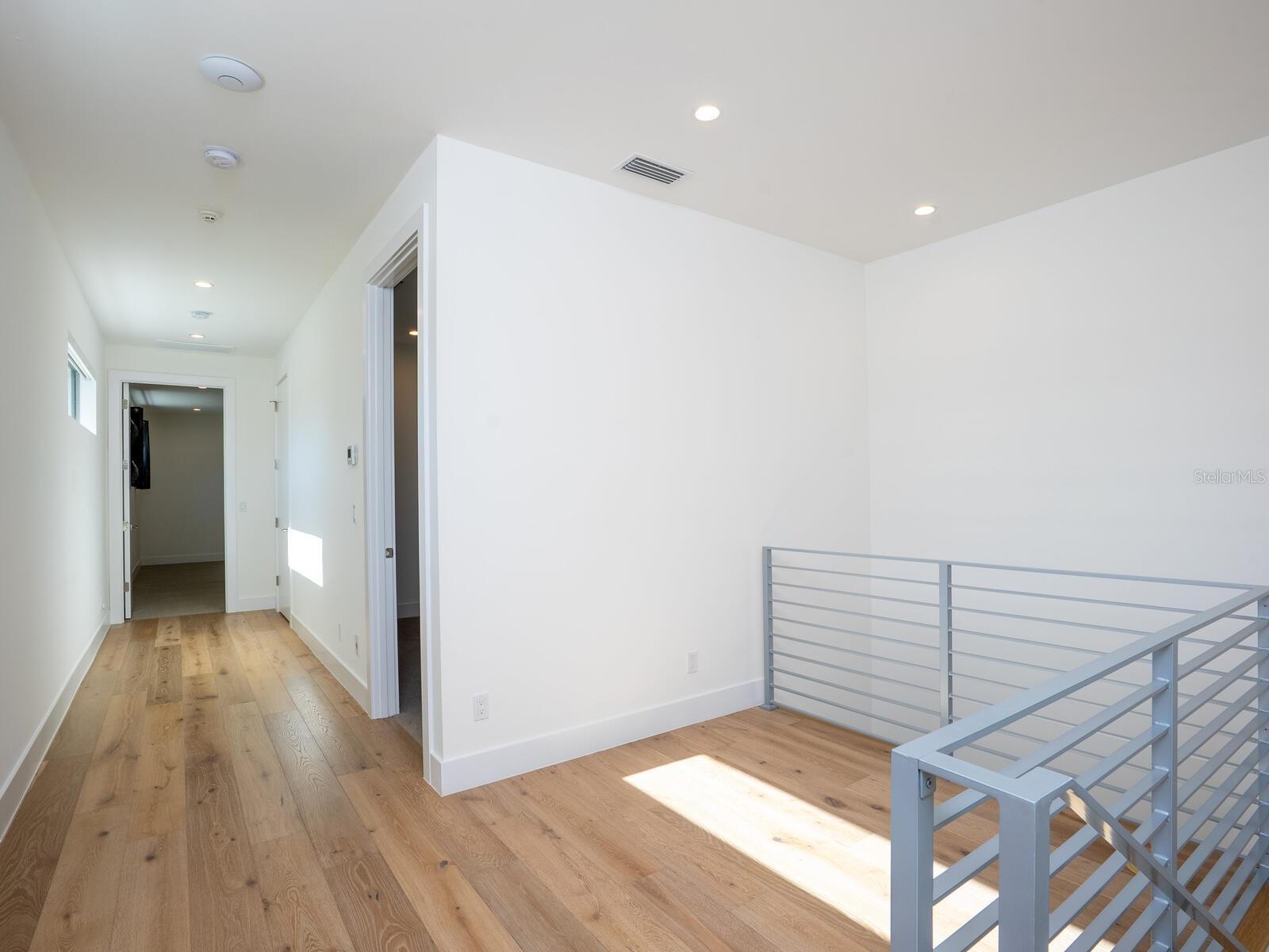 A4668284 Property Photo