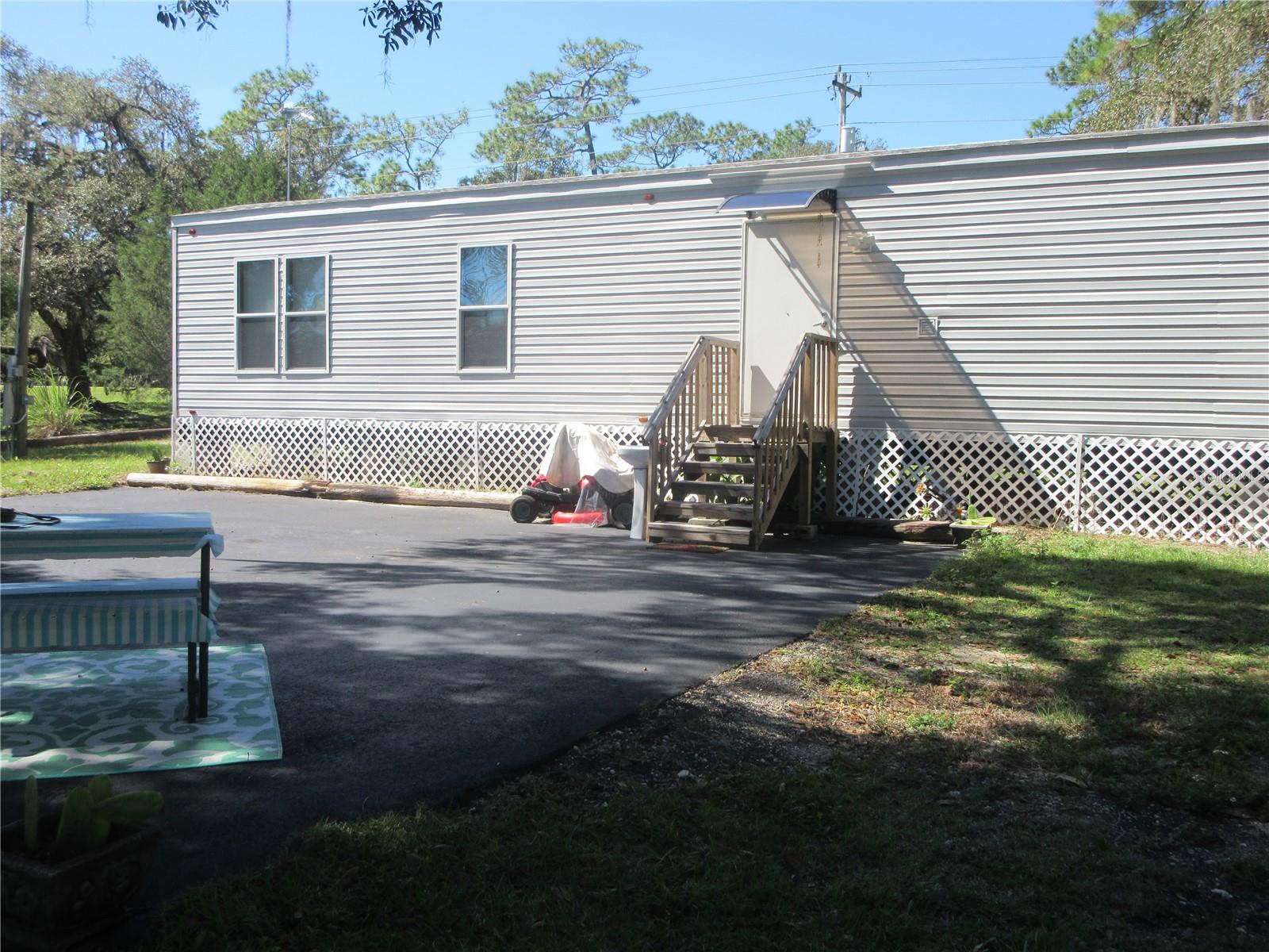 OM711383 Property Photo