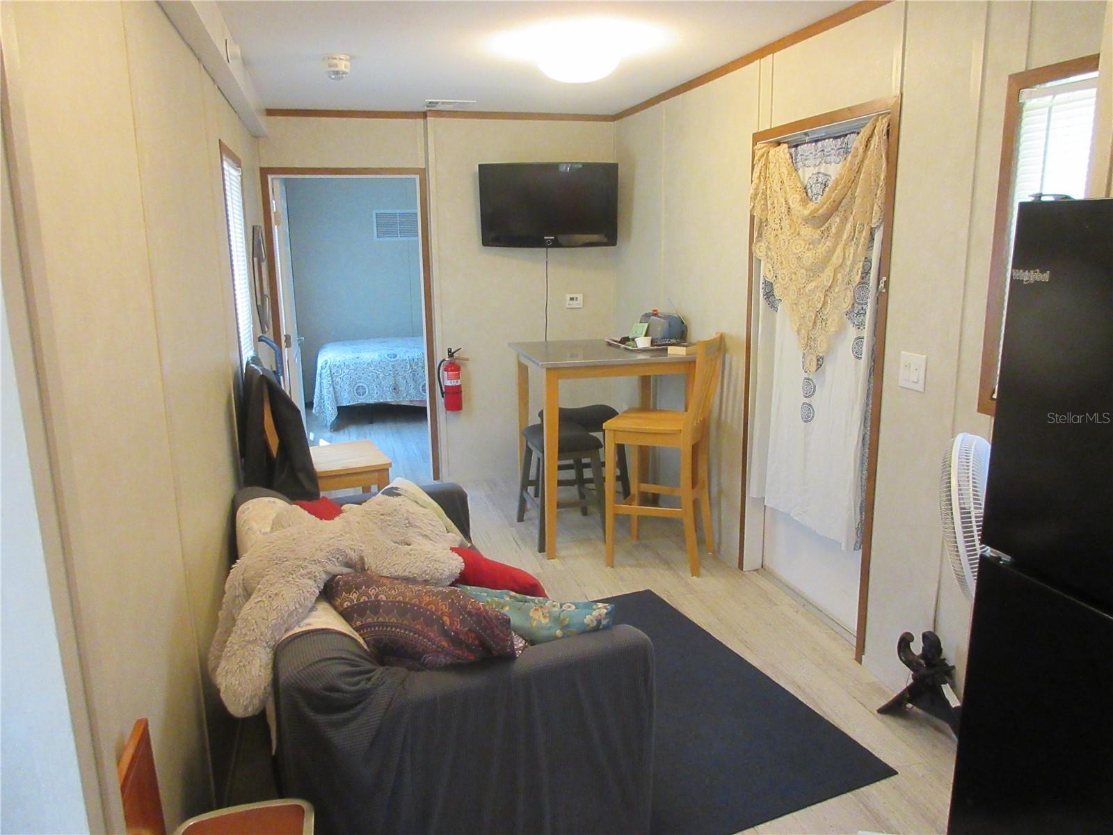 OM711383 Property Photo