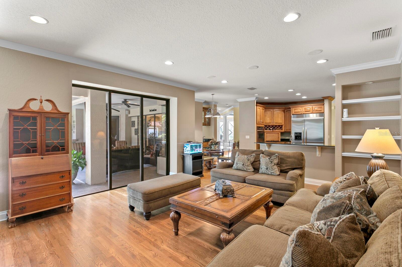 10506 CORY LAKE DR, TAMPA, FL, 33647