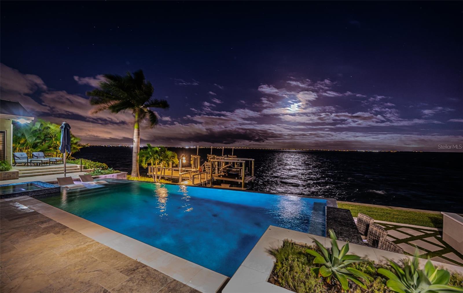 713 1ST AVE S, TIERRA VERDE, FL, 33715