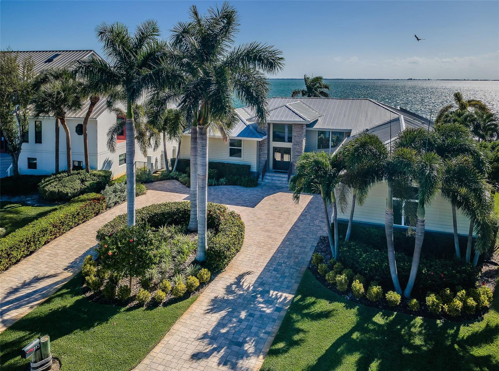 713 1ST AVE S, TIERRA VERDE, FL, 33715