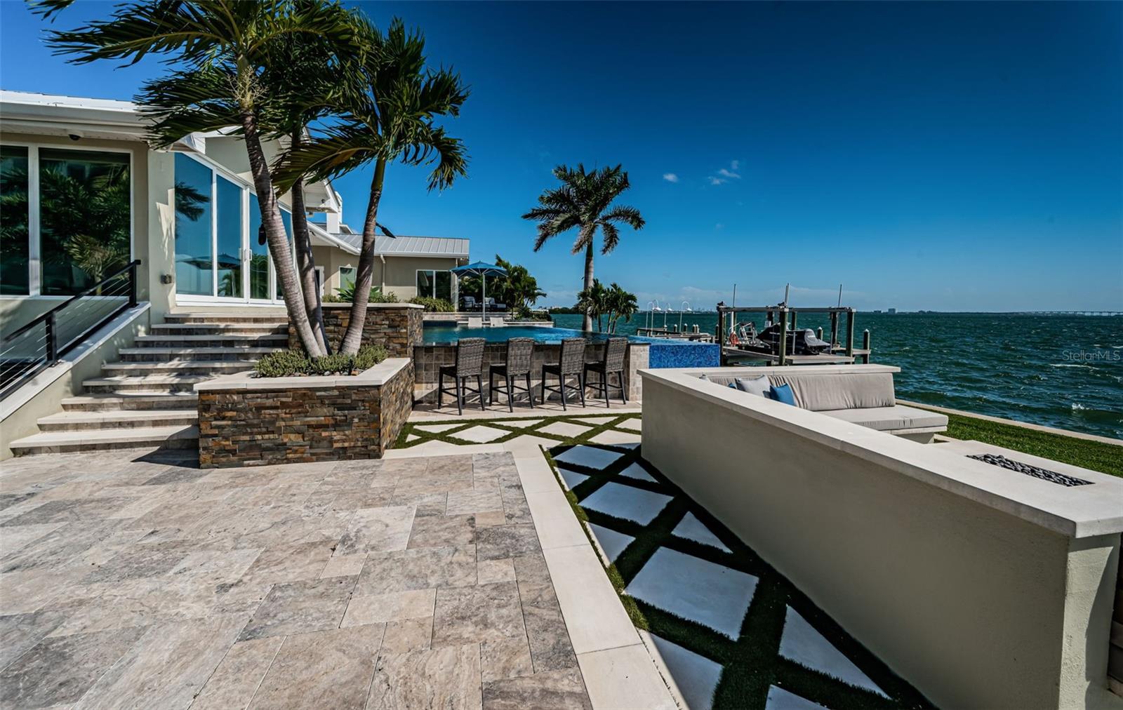 713 1ST AVE S, TIERRA VERDE, FL, 33715