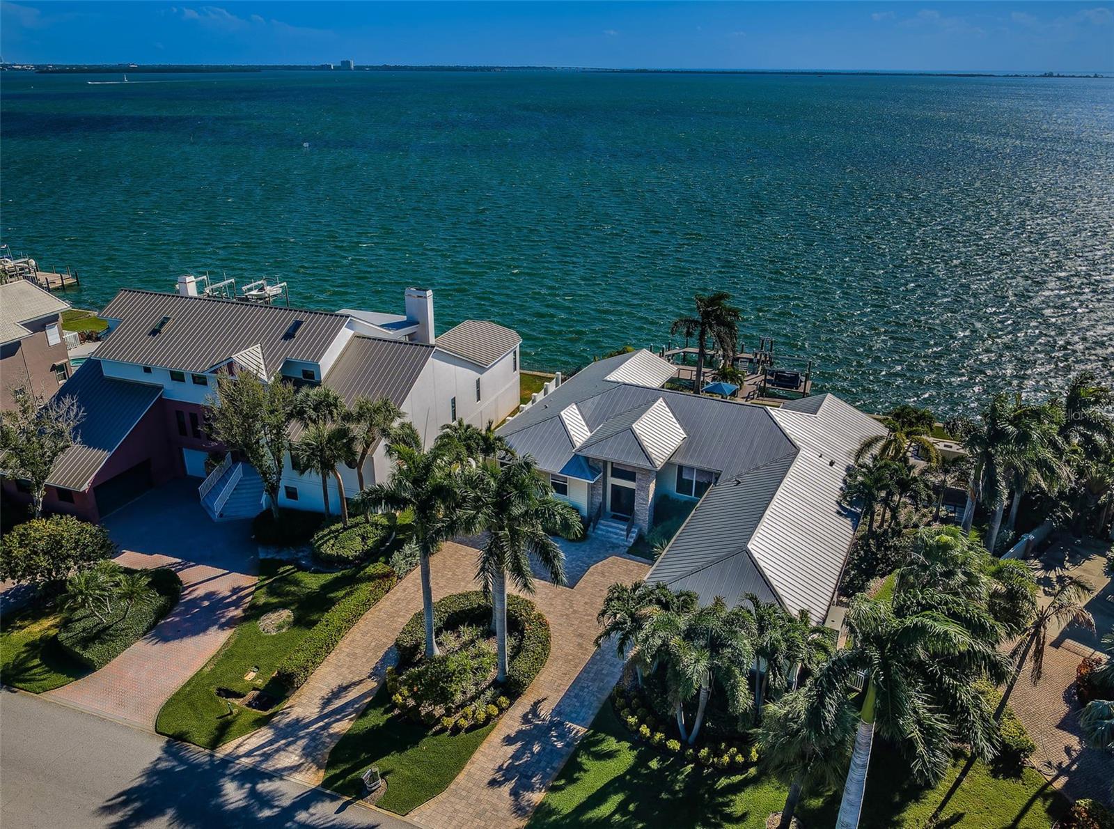 713 1ST AVE S, TIERRA VERDE, FL, 33715