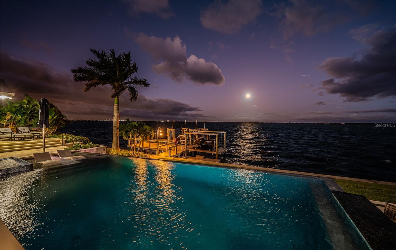 713 1ST AVE S, TIERRA VERDE, FL, 33715