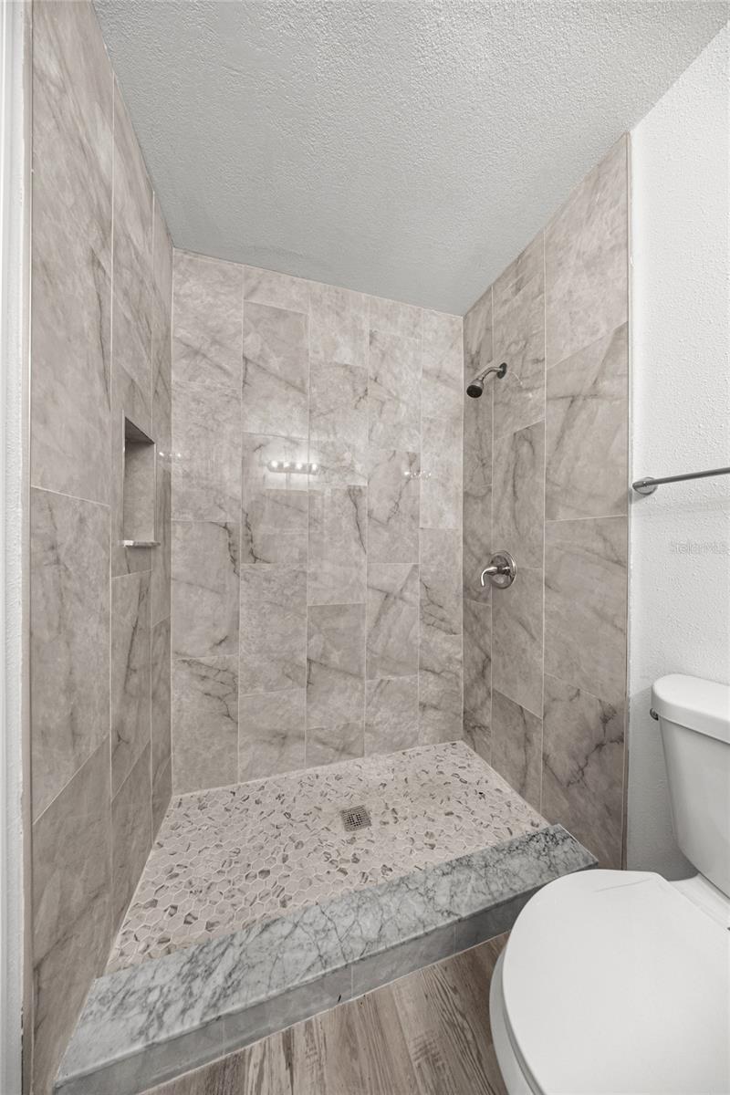 6490 SE 180TH AVENUE RD, OCKLAWAHA, FL, 32179