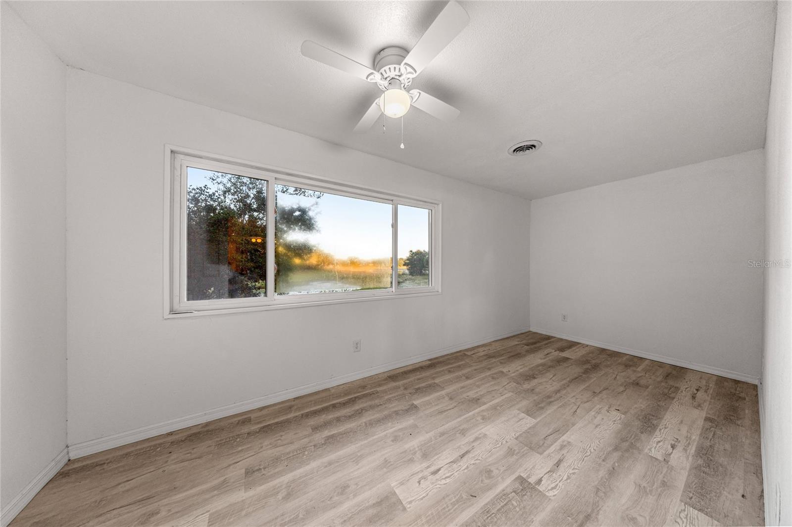 6490 SE 180TH AVENUE RD, OCKLAWAHA, FL, 32179