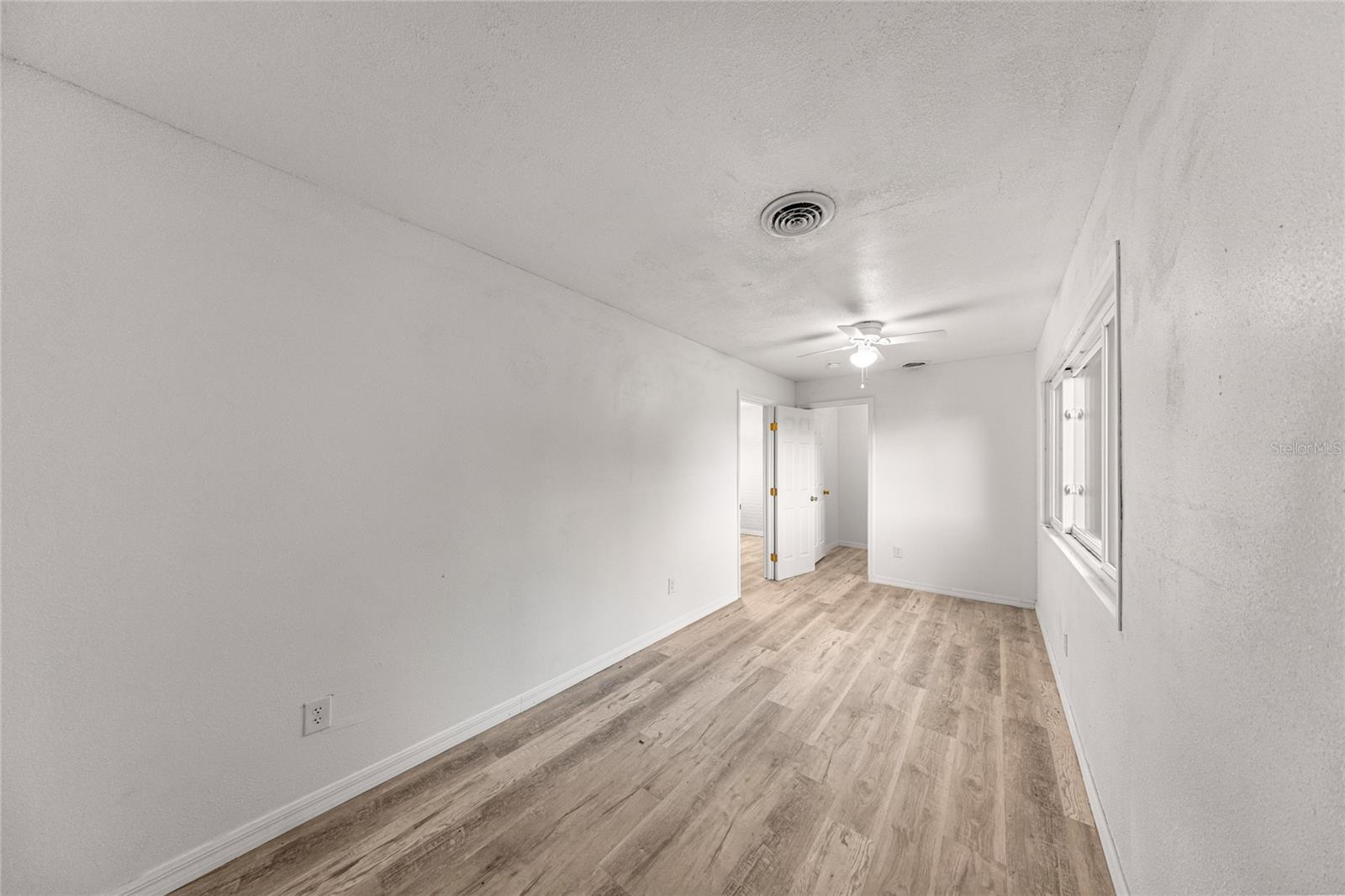 6490 SE 180TH AVENUE RD, OCKLAWAHA, FL, 32179