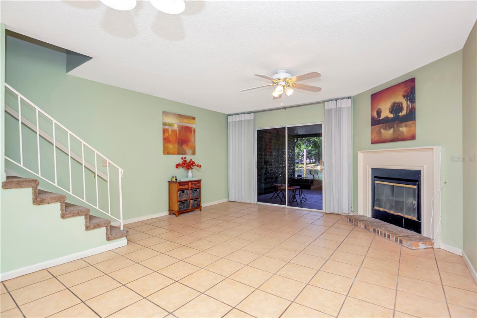 16112 RAMBLING VINE DR W, TAMPA, FL, 33624