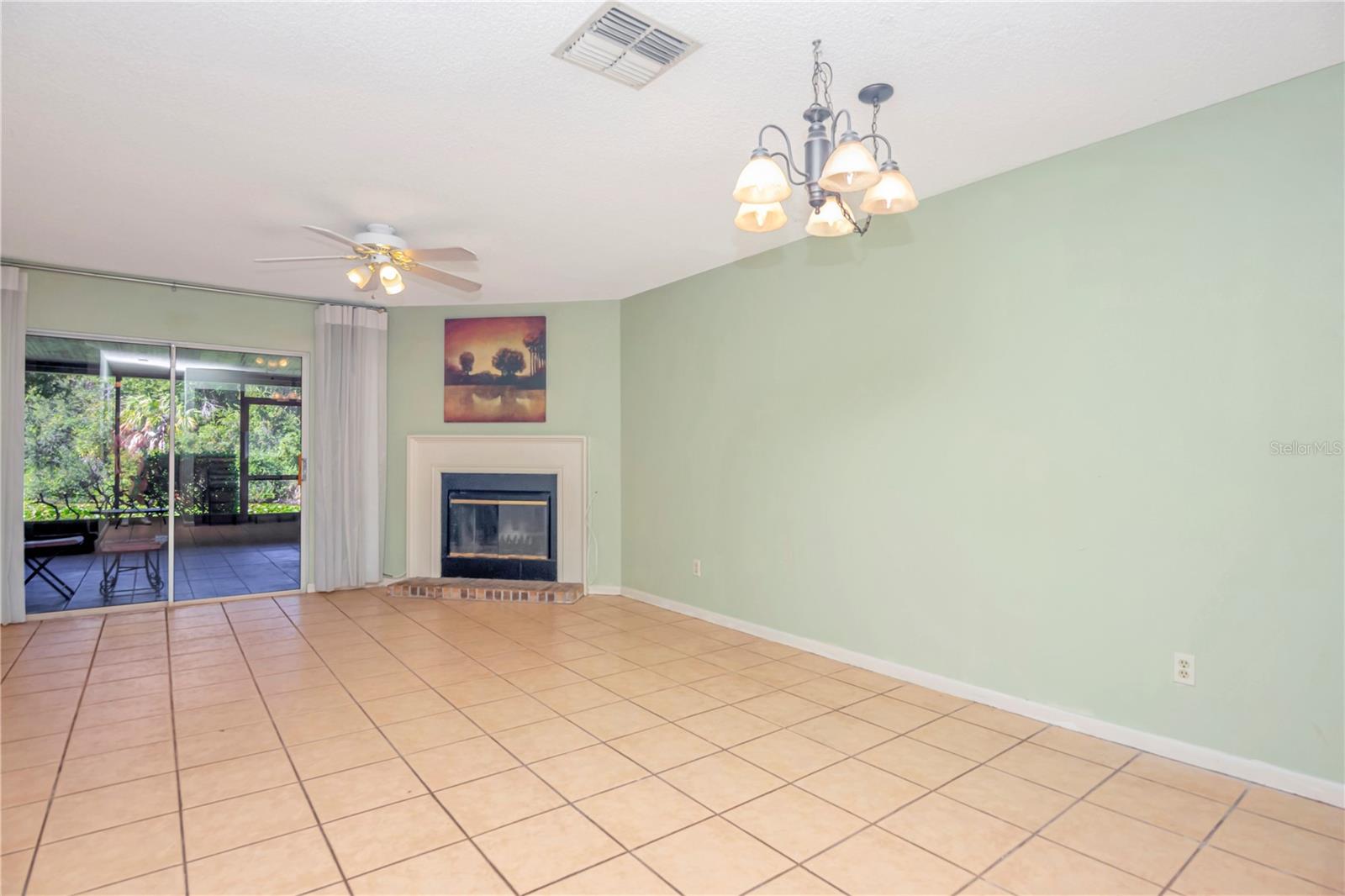 16112 RAMBLING VINE DR W, TAMPA, FL, 33624