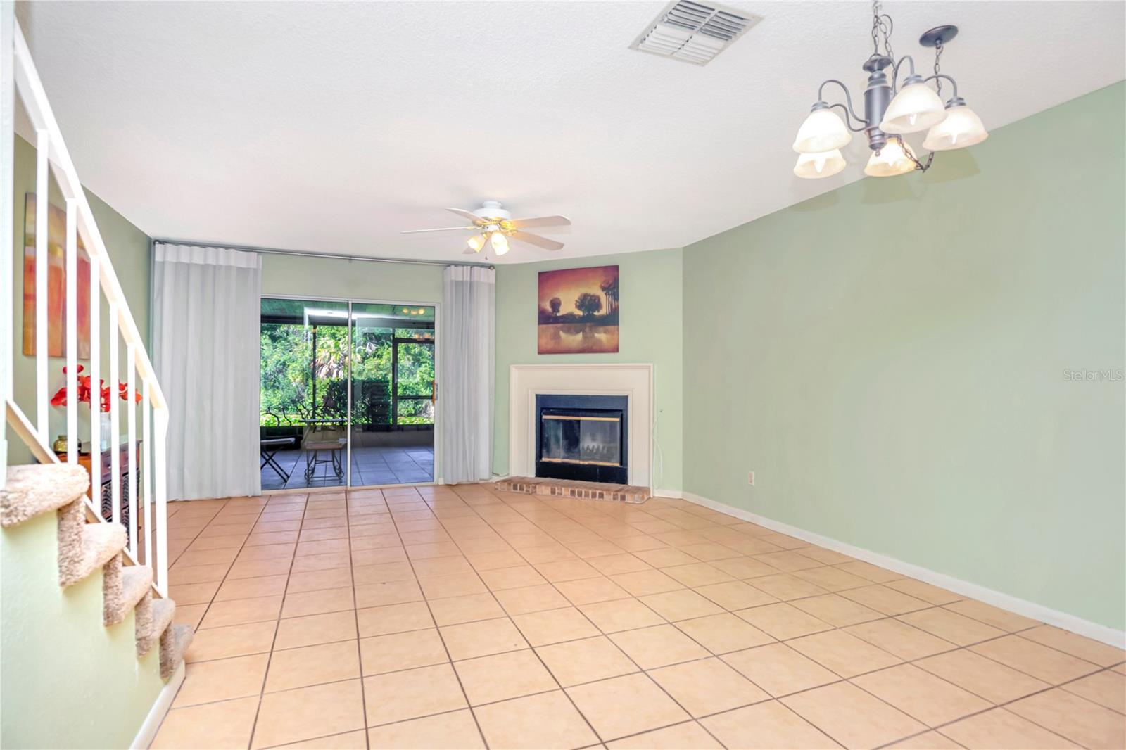 16112 RAMBLING VINE DR W, TAMPA, FL, 33624