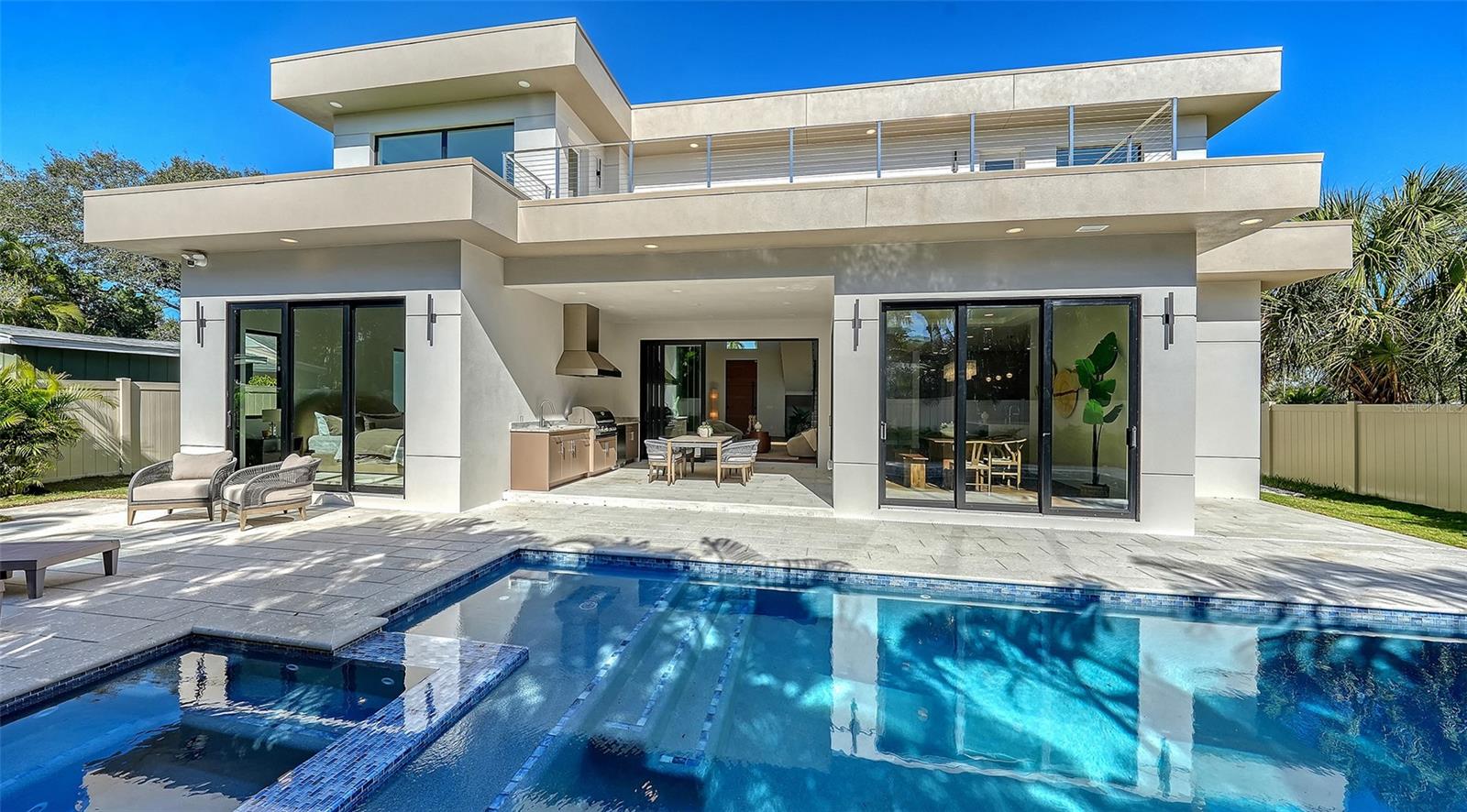 A4668324 Property Photo