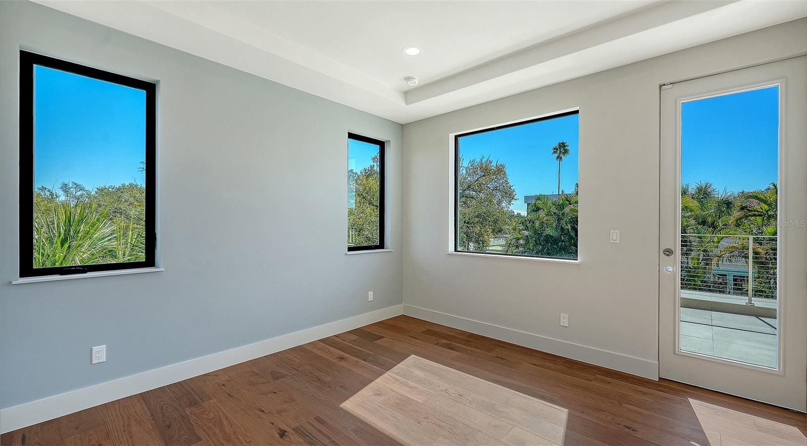 A4668324 Property Photo