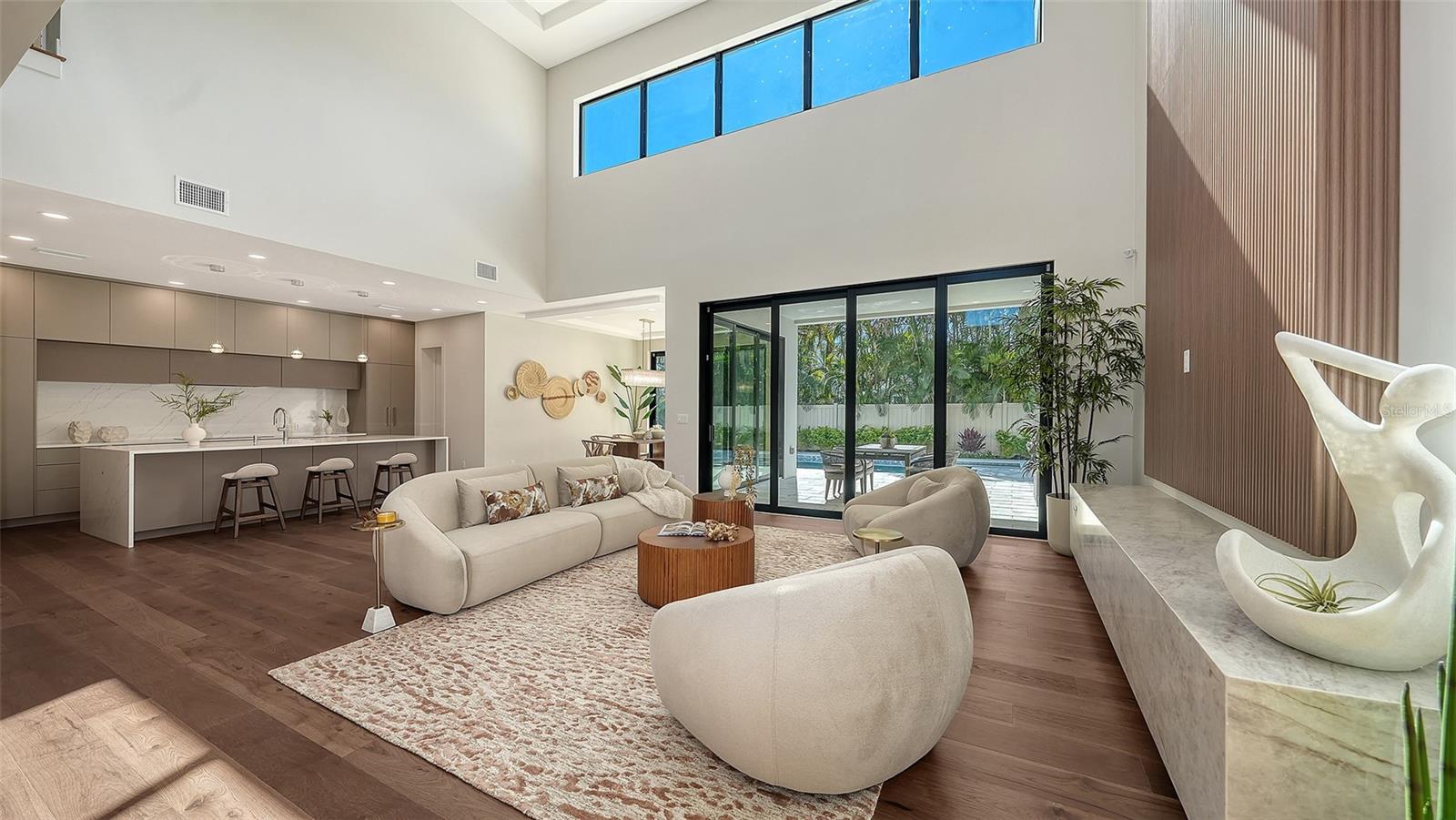 A4668324 Property Photo